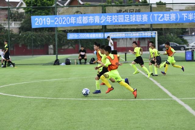 中国16岁天才力争青少年总决赛冠军，横扫宿敌夺连胜